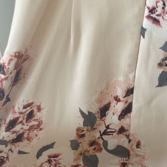 ⚡️3 DRESSES FOR $50⚡️. Beige formal dress short in front longer in the back - Picture 3 of 5